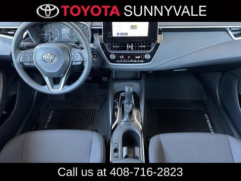 Used 2023 Toyota Corolla SE w/ SE Premium Package FWD image 5