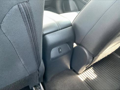 Certified 2024 Nissan Sentra SV FWD image 12