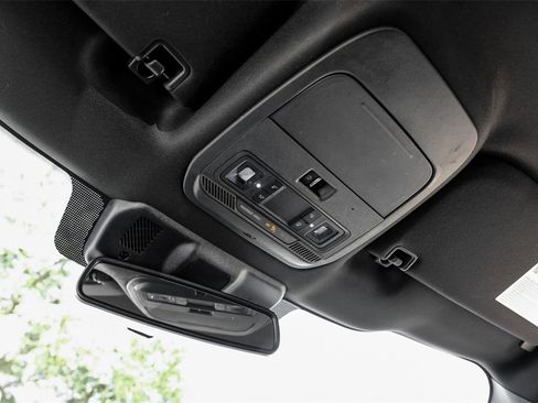 Used 2022 Ford F150 XLT w/ Equipment Group 302A High image 33