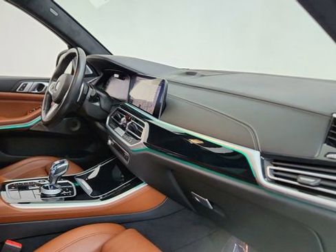Used 2023 BMW X5 M50i w/ Executive Package image 21
