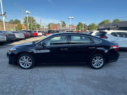 Used 2013 Toyota Avalon XLE FWD image 5