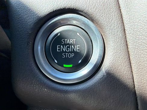 Used 2024 Chevrolet Tahoe LT w/ Luxury Package image 46