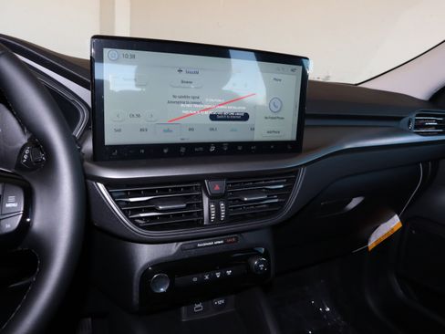 New 2026 Ford Escape SE image 23