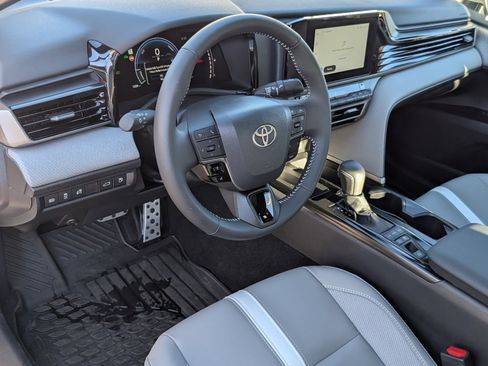 Used 2026 Toyota Camry SE image 14