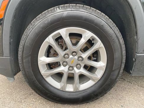 Used 2023 Chevrolet Traverse LS w/ Safety Package AWD/4WD image 31