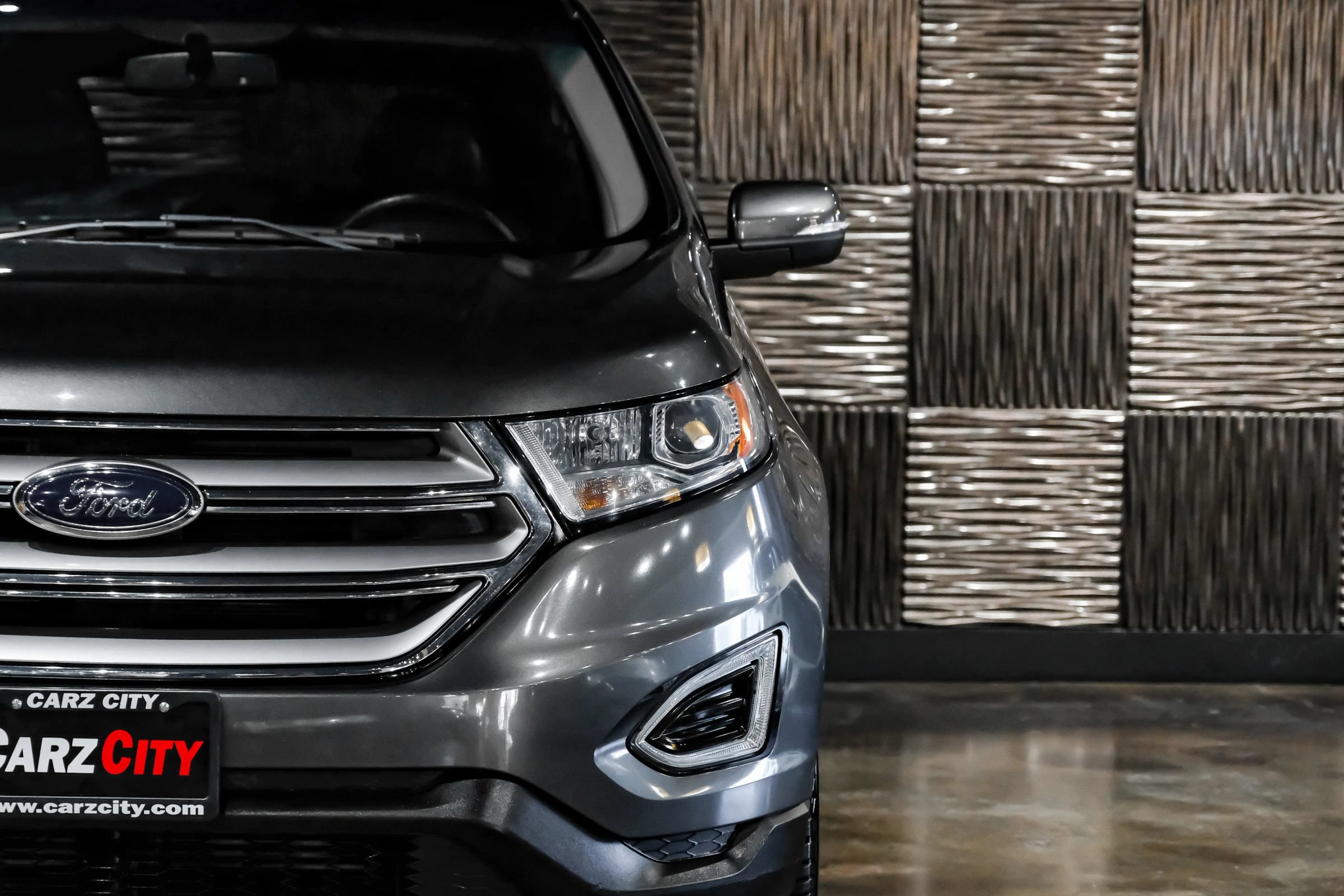 Used 2017 Ford Edge Titanium w/ Equipment Group 301A FWD image 57