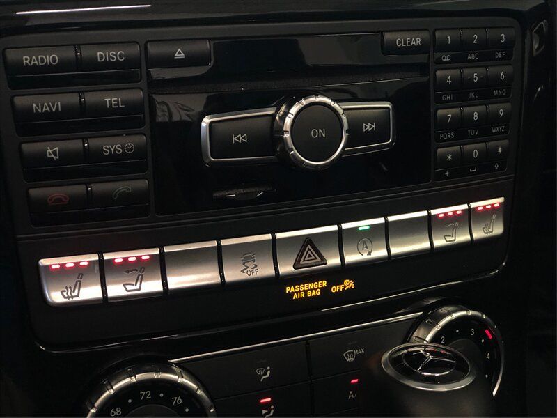 Used 2015 Mercedes-Benz SLK 350 image 21