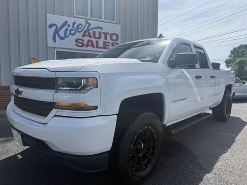 Used 2018 Chevrolet Silverado 1500 Custom w/ Custom Value Package AWD/4WD image 2