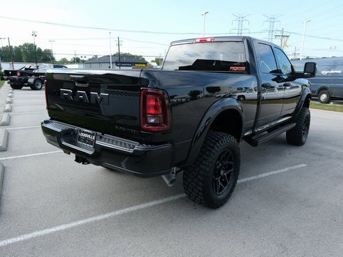 New 2025 RAM 2500 Big Horn AWD/4WD image 8