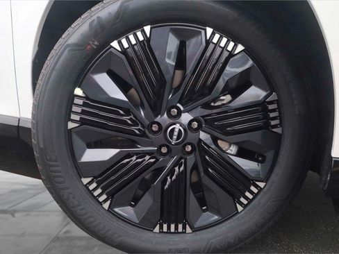 New 2026 Nissan Murano Platinum w/ Cargo Package AWD/4WD image 3