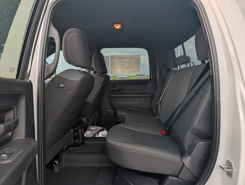 New 2026 RAM 3500 Tradesman AWD/4WD image 6