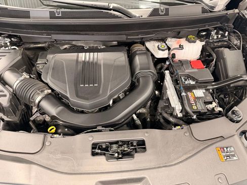 Used 2025 GMC Acadia Denali w/ Super Cruise Package image 46