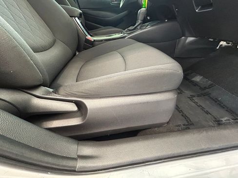 Used 2022 Toyota Corolla LE FWD image 23
