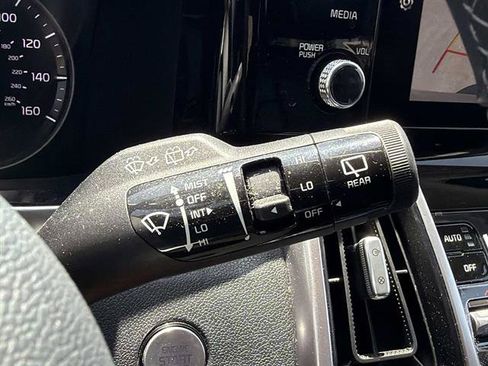 Used 2023 Kia Sorento EX w/ Panoramic Sunroof Package FWD image 29