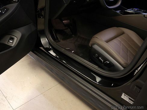 Certified 2024 BMW 530i xDrive w/ Convenience Package image 26