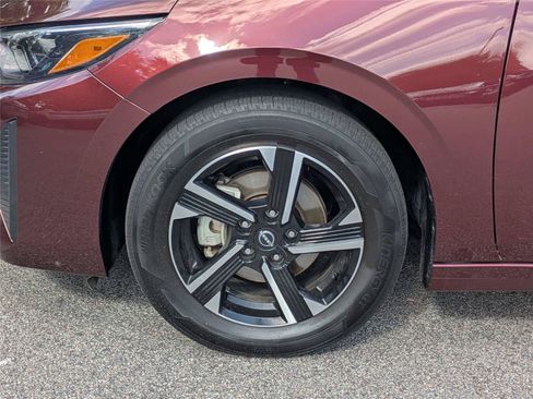 Used 2025 Nissan Sentra SV FWD image 14