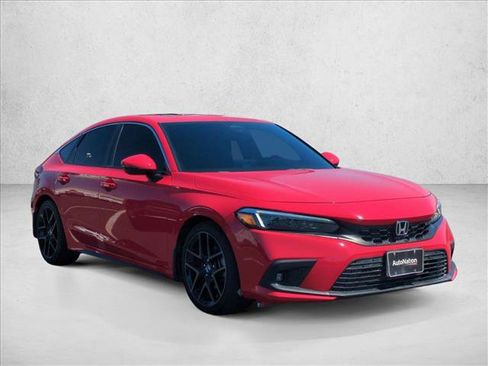 Used 2023 Honda Civic Sport Touring image 3
