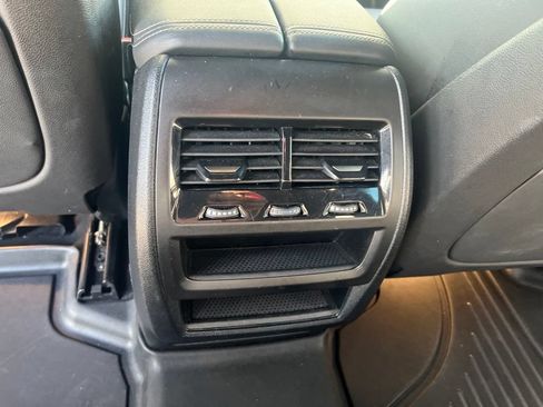 Used 2024 BMW X5 sDrive40i w/ M Sport Package RWD image 12