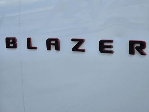 Used 2022 Chevrolet Blazer LT w/ Redline Edition FWD image 8
