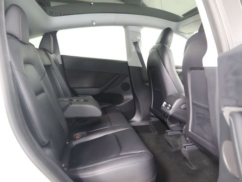 Used 2023 Tesla Model Y Long Range image 15