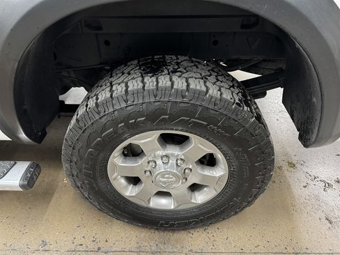 Used 2017 RAM 3500 Big Horn image 9