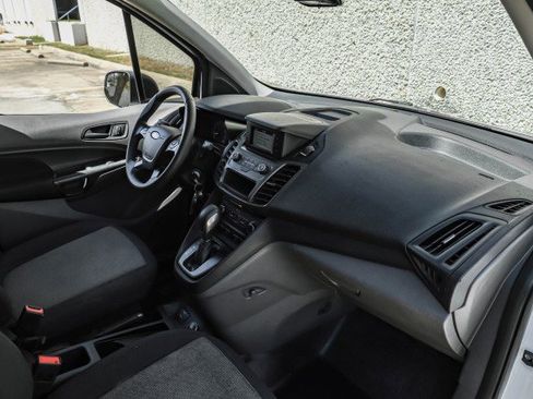 Used 2019 Ford Transit Connect XL image 18