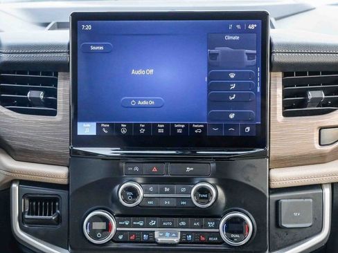 Used 2024 Ford Expedition Max Limited image 15