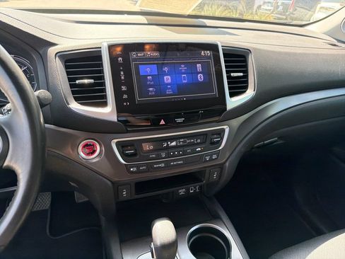 Used 2017 Honda Ridgeline RTL-T image 26