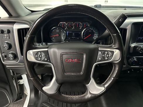 Used 2018 GMC Sierra 1500 SLT w/ SLT Premium Package AWD/4WD image 15