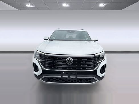 Used 2026 Volkswagen Atlas Cross Sport SE FWD image 6