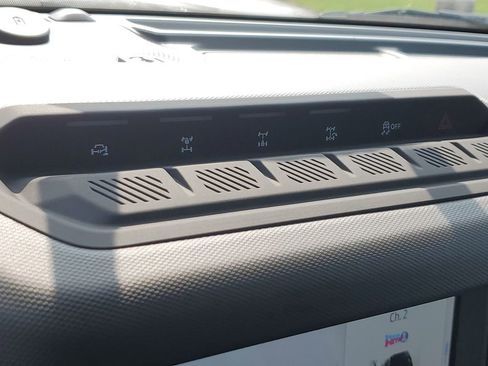 New 2025 Ford Bronco Badlands image 26