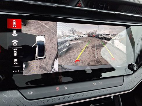 Used 2025 Jeep Wagoneer S Limited image 19