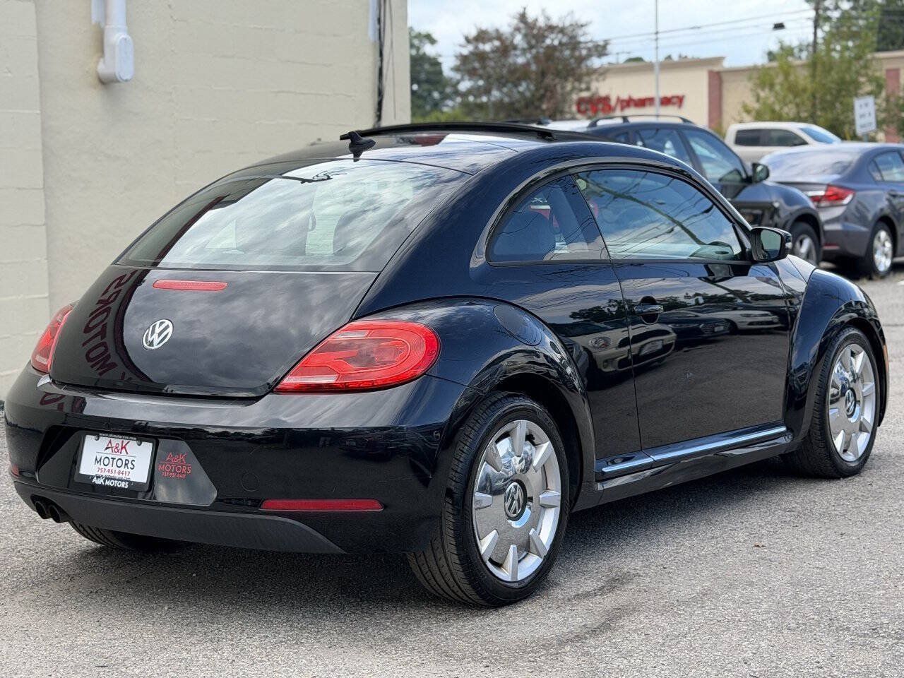 Used 2012 Volkswagen Beetle 2.5 FWD image 8