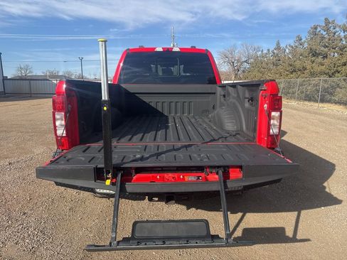 Used 2022 Ford F250 Lariat w/ Lariat Ultimate Package image 6