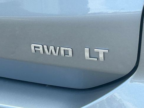 Used 2024 Chevrolet Equinox LT AWD/4WD image 4