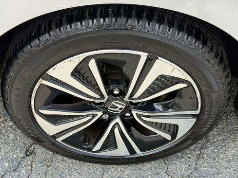 Used 2016 Honda Civic EX-T image 27