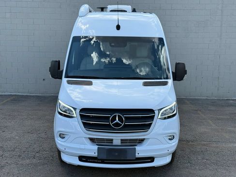 Used 2022 Mercedes-Benz Sprinter 3500 w/ Parking Package image 16