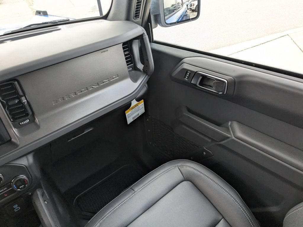 New 2025 Ford Bronco Badlands AWD/4WD image 17