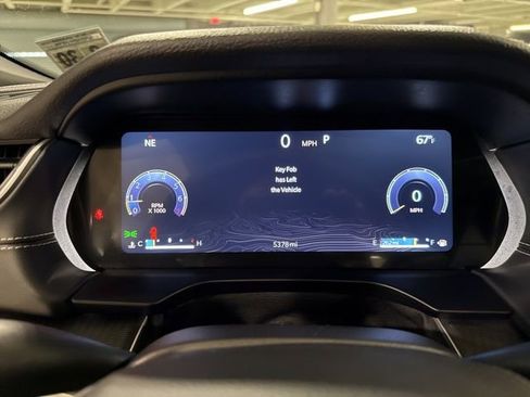 Used 2025 Jeep Grand Cherokee Altitude image 12