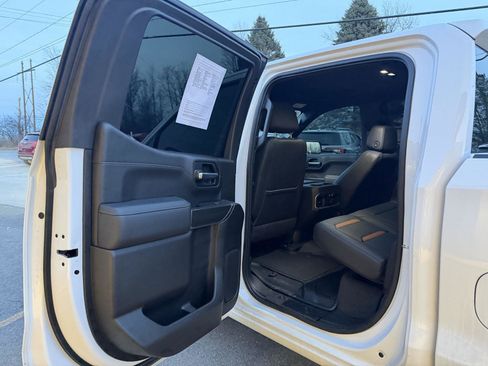 Used 2021 GMC Sierra 1500 AT4 w/ AT4 Preferred Package image 13