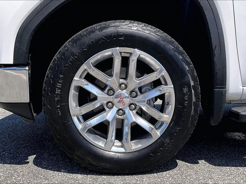 Used 2021 GMC Sierra 1500 SLT w/ SLT Premium Plus Package AWD/4WD image 9