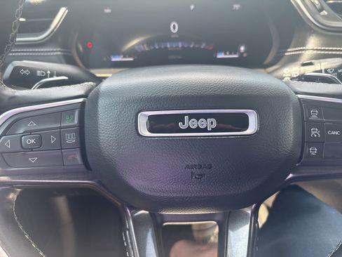 Used 2022 Jeep Grand Cherokee L Laredo w/ Luxury Tech Group I image 29