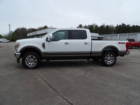 Used 2021 Ford F250 Lariat w/ Lariat Ultimate Package image 5