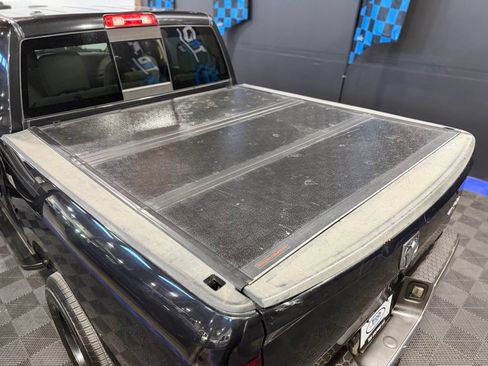 Used 2015 RAM 1500 Classic SLT image 10