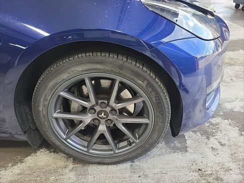 Used 2021 Tesla Model 3 Long Range AWD/4WD image 14