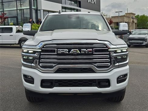 Used 2026 RAM 2500 Laramie AWD/4WD image 4
