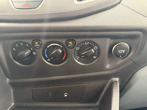 Used 2015 Ford Transit 150 XL image 29