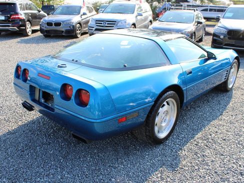 Used 1993 Chevrolet Corvette Coupe RWD image 7