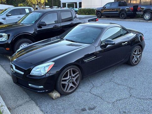 Used 2013 Mercedes-Benz SLK 250 image 1