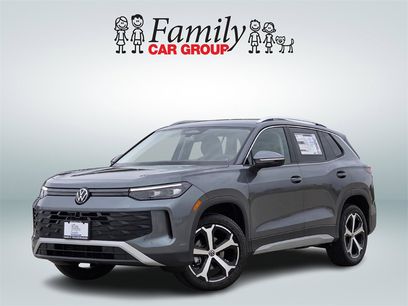 New 2025 Volkswagen Tiguan SE